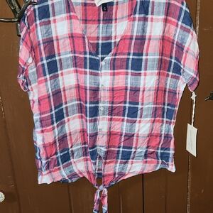 Universal Thread Pink and Navy Plaid Button Down Shirt
